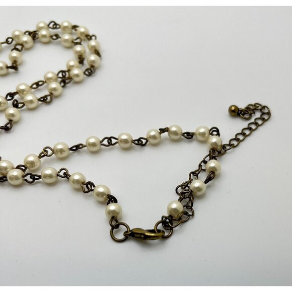 Vintage Faux Pearl Beaded Necklace with Black and Gold Oval Pendant Prong Set - Picture 6 of 8